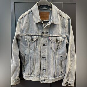 MENS LEVIS DENIM TRUCKER JACKET